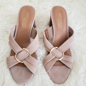 Aerosole Sandals block heel 7.5